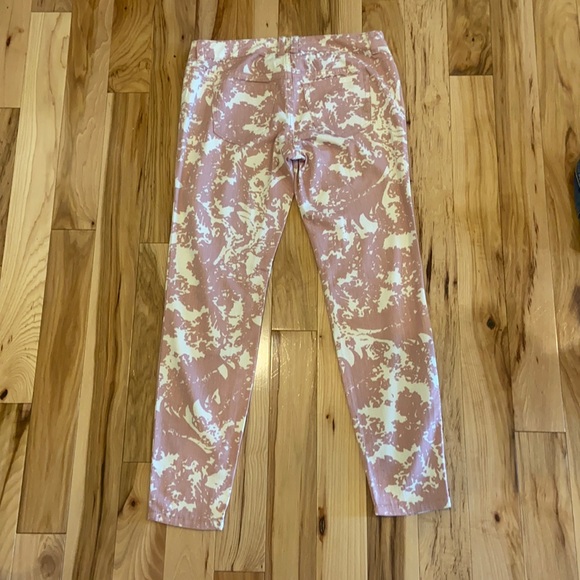 Patterned Jeans - Picture 2 of 5
